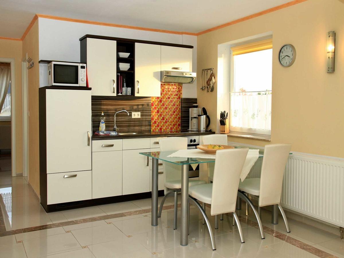 Europa Apartment *
